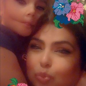 Meet your Posher, Vanessa